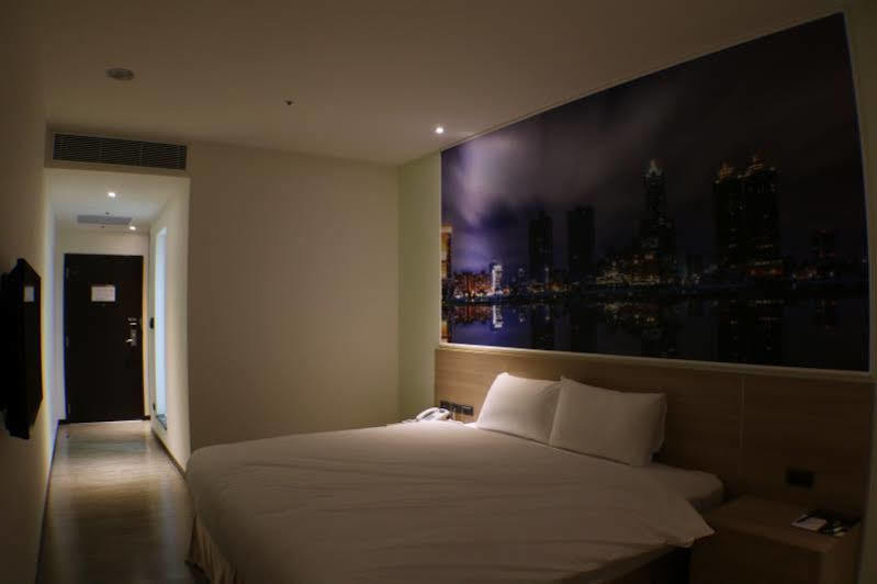 โรงแรมหมิงลี เกาสง ภายนอก รูปภาพ